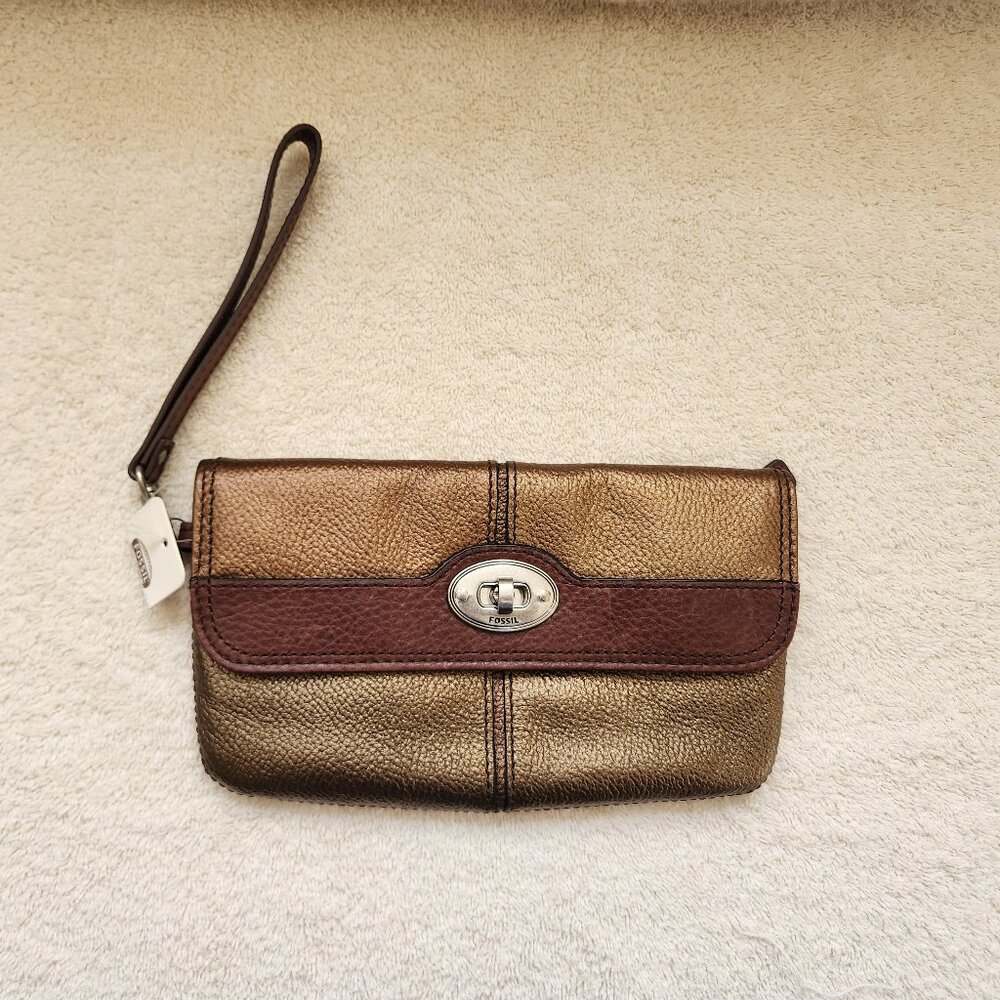 Metallic Bronze Fossil Leather 2 Tone Wristlet With Zip Pocket & Card Holder NWT